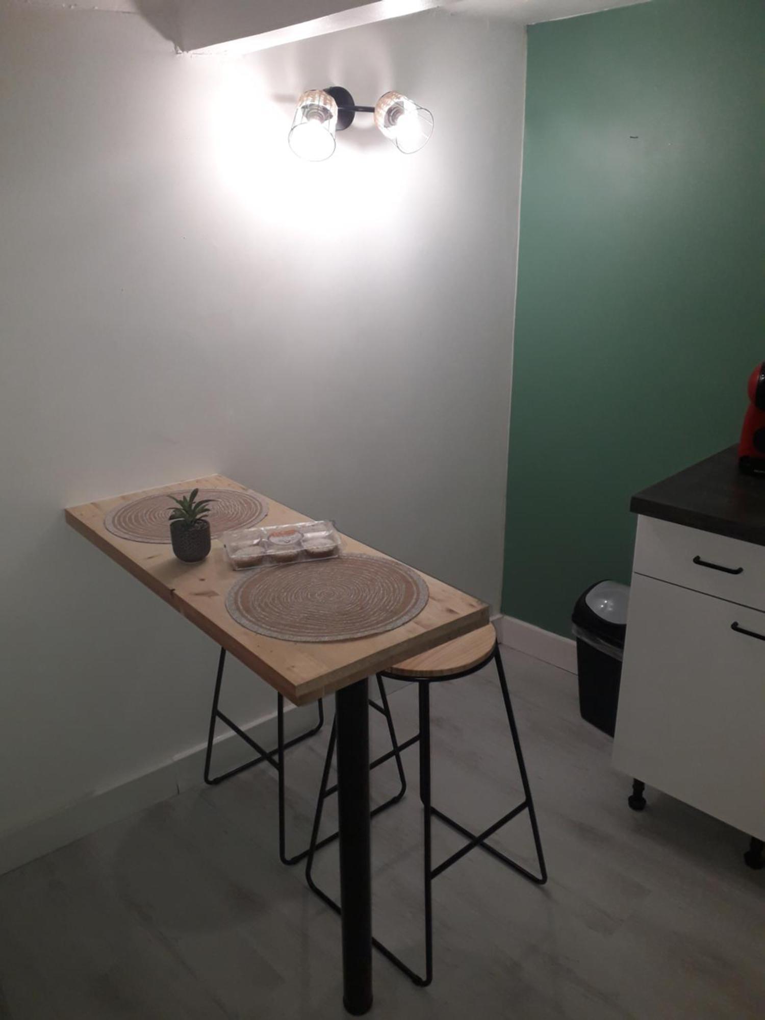 Joli Studio En Centre Ville ナルボンヌ エクステリア 写真