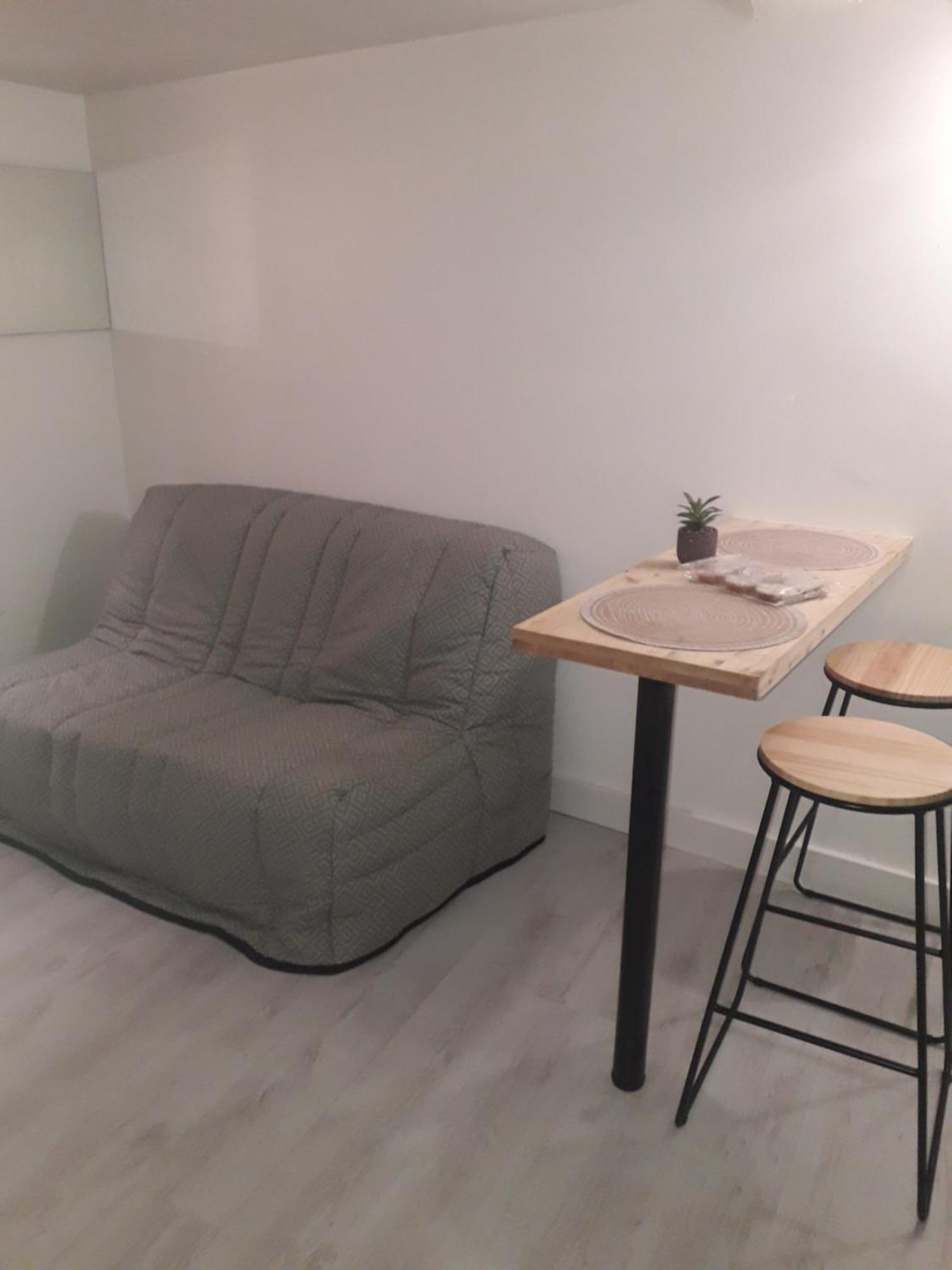 Joli Studio En Centre Ville ナルボンヌ エクステリア 写真